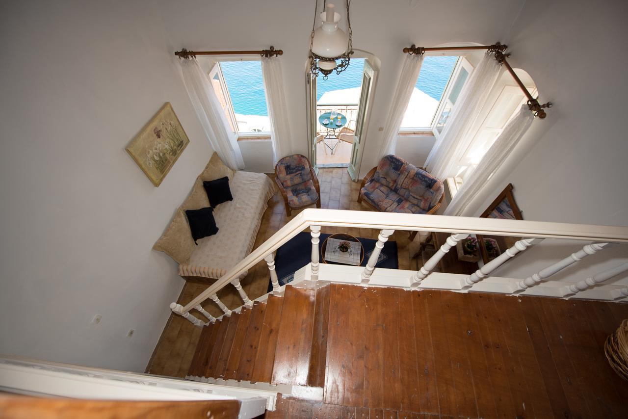 Penelope Apartment Simi Dış mekan fotoğraf